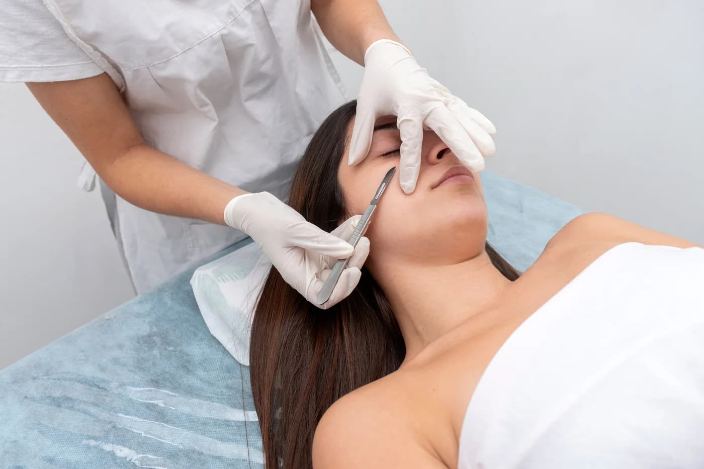 Dermaplaning treatment illustration